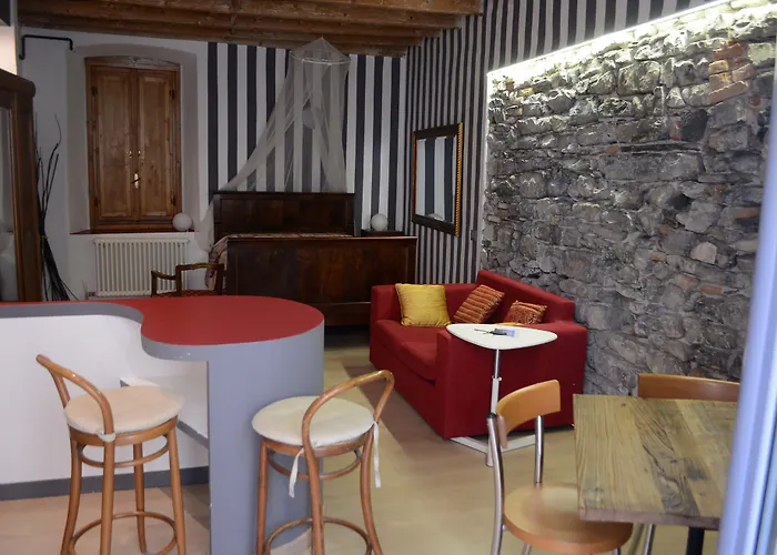 Couette-café Storico 2*