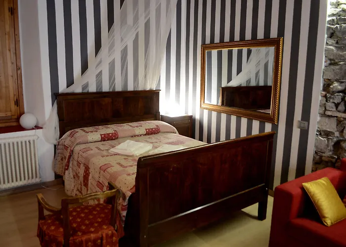 Couette-café Storico 2*